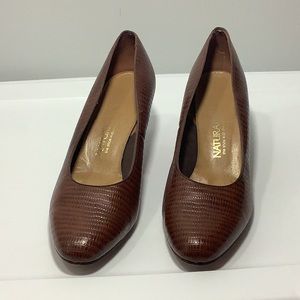 Nauturalizer Brown Alligator heels